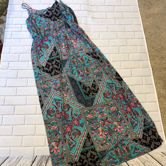 Luscious Paisley Patchwork Maxi Dress - Picture 5 of 6